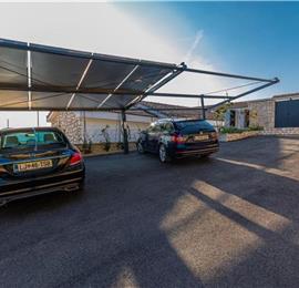 5 bedroom villa with pool near Crikvenica, sleeps 10